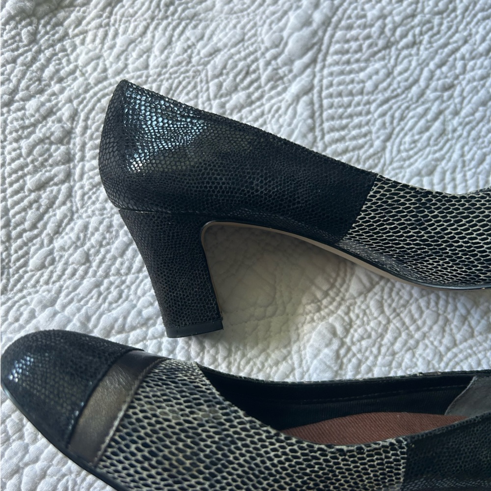 Ros Hommerson Vanessa Leather Python Look Heels. … - image 6